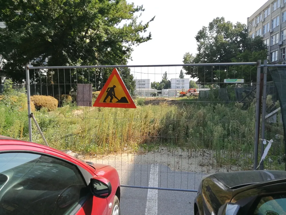 Minunea de la Slobozia: parcarea subterană fără acces auto!