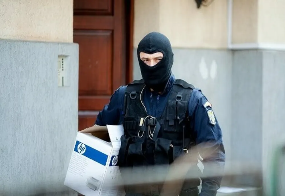 Percheziţii în Ialomița. Ce caută poliţiştii