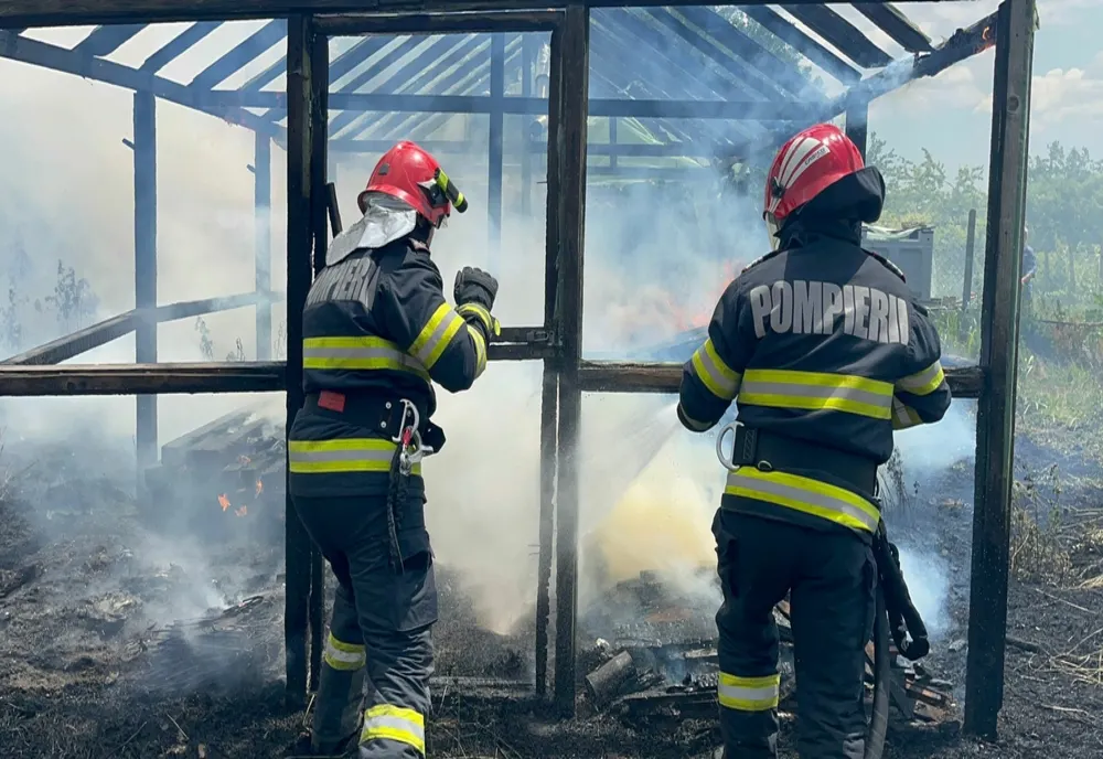 O țigară aruncată aiurea a provocat un incendiu în Balaciu