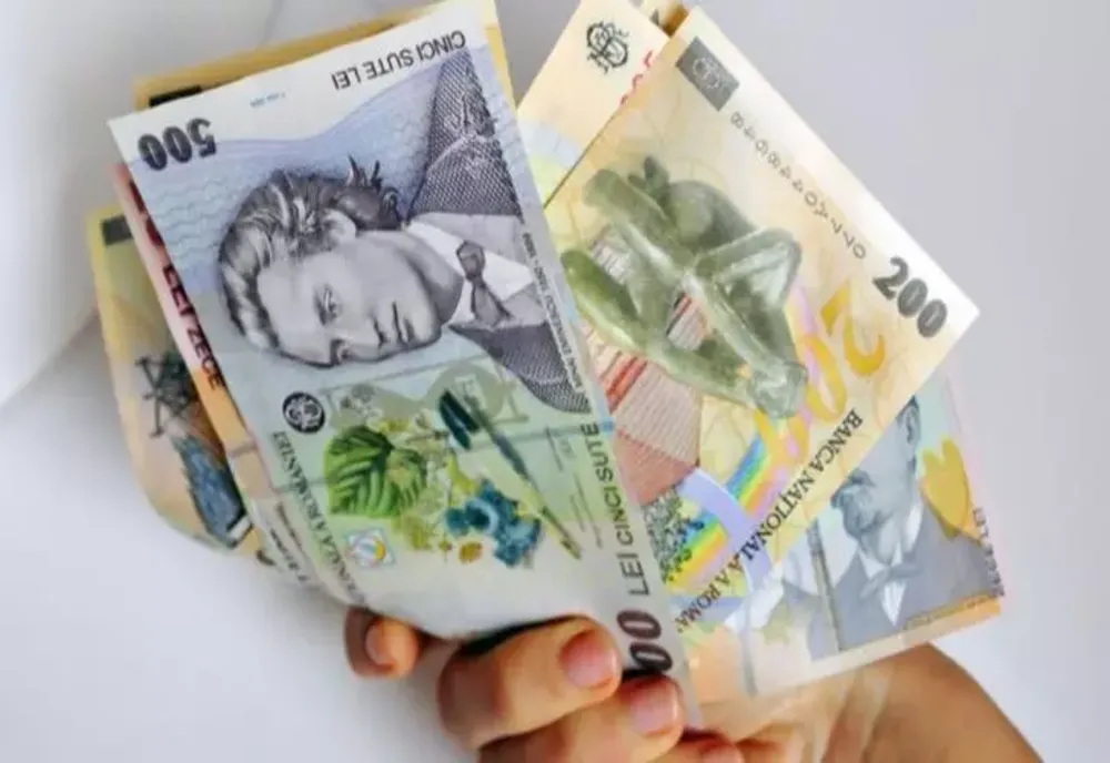 160.000 de elevi din medii defavorizate au primit vouchere educaționale în România - Când vin alte sute de mii de carduri - Anunțul lui Marcel Boloș