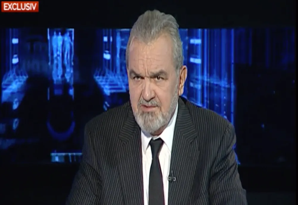 CULISELE PUTERII | Miron Mitrea, despre SCANDALUL din coaliție: „Ne putem aștepta ca la rotativă să dispară UDMR de la guvernare”