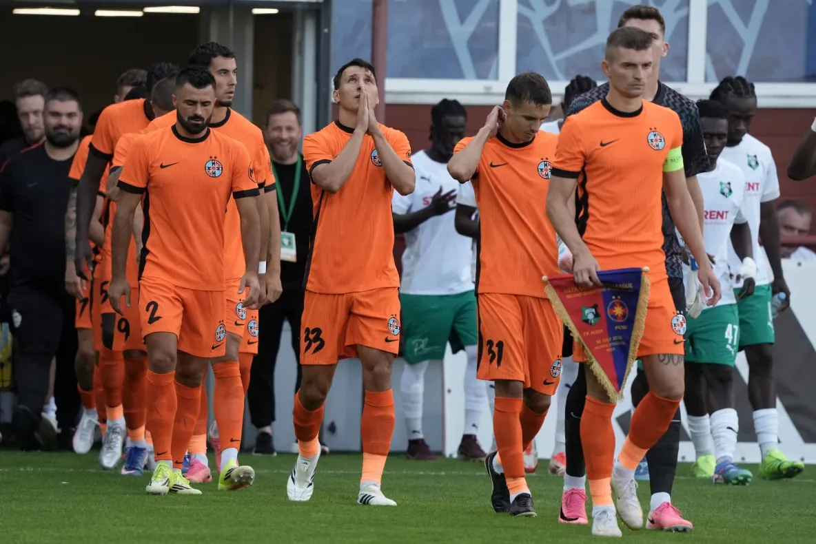 Peluza Nord, mesaj fără menajamente pentru conducerea FCSB după eliminarea rușinoasă din Conference League