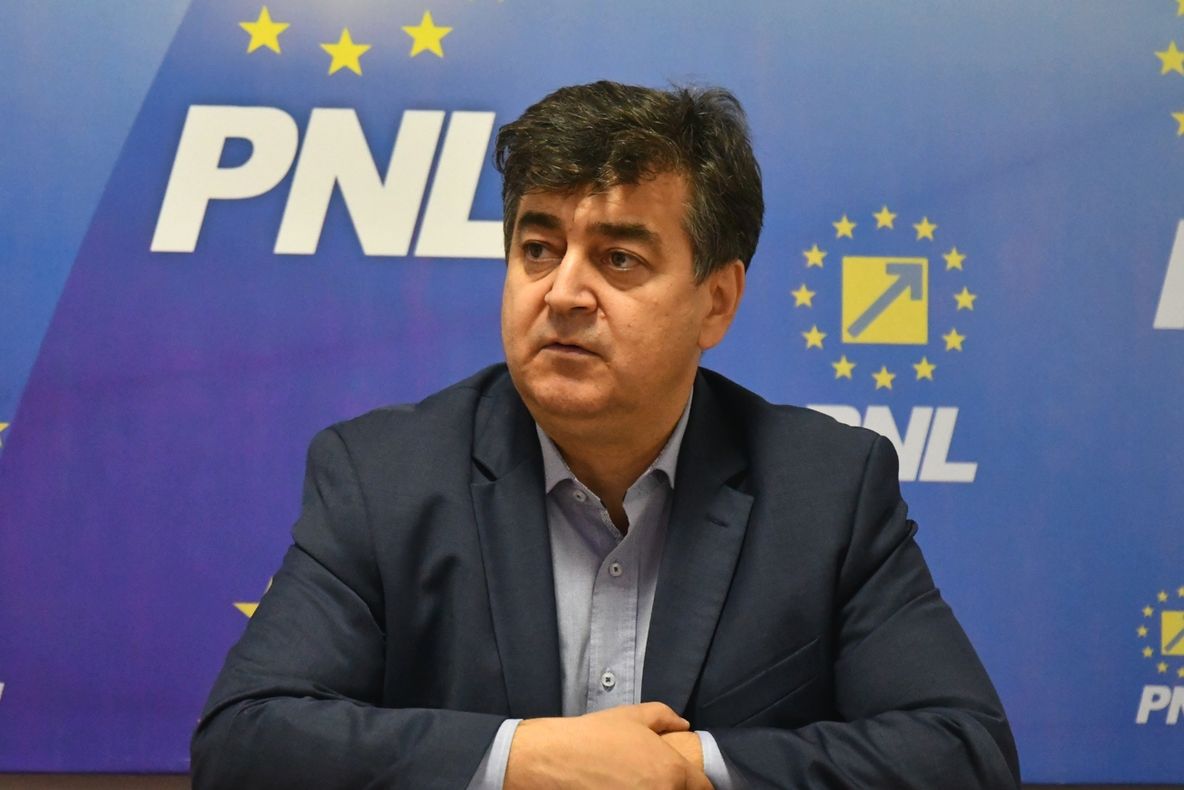 PNL Ialomiţa încearcă să-l schimbe din funcţie pe actualul preşedinte PSD al Consiliului Judeţean