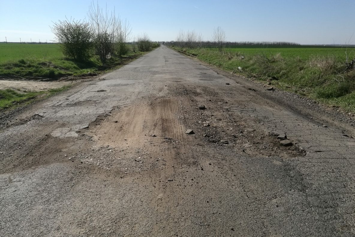Refacerea drumurilor judeţene din vest se va termina peste doi ani şi jumătate