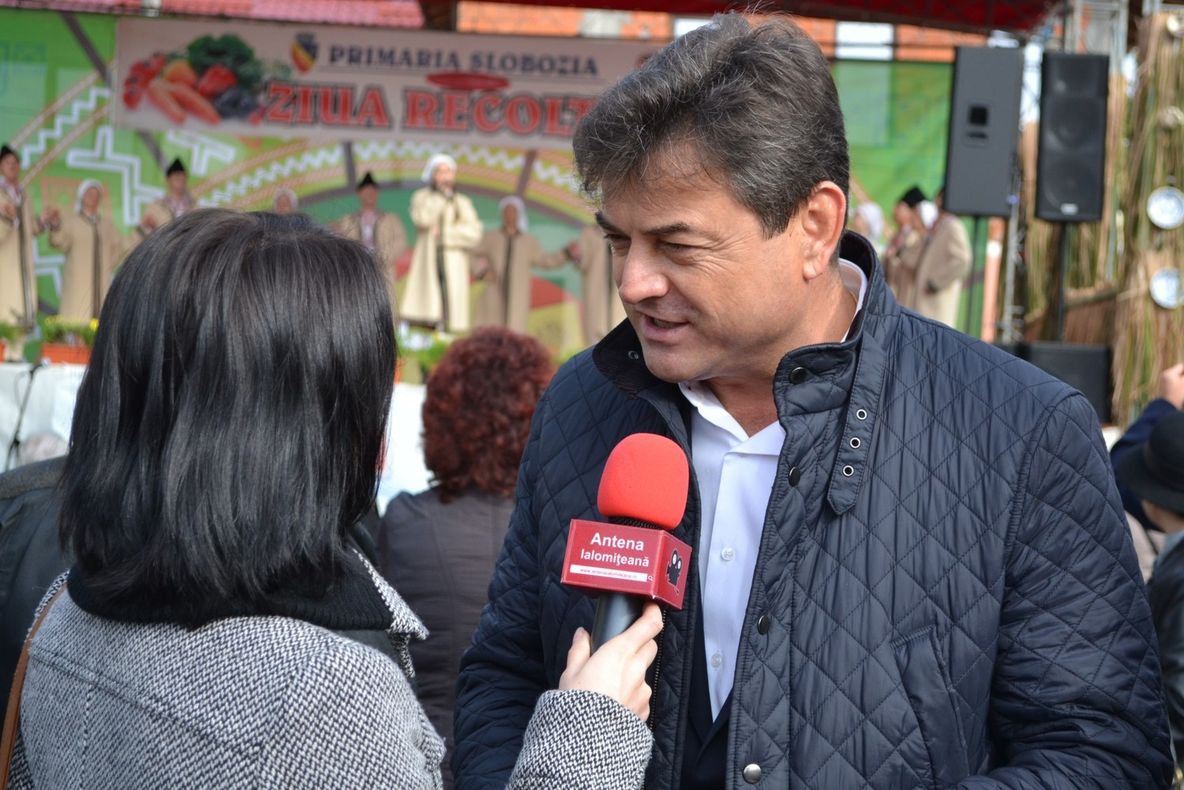 Au explodat serviciile de promovare pe bani publici a lui Victor Moraru, președintele Consiliului Județean Ialomița!