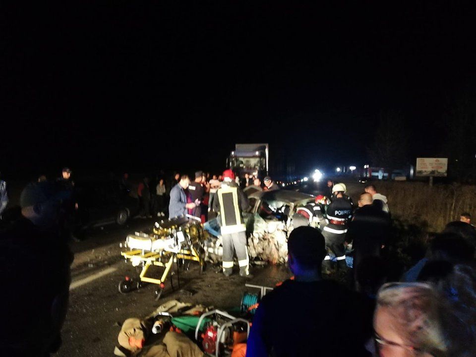 Un tânăr aflat sub influența substanțelor cu efect psihotrop a cauzat un grav accident de circulație lângă Slobozia