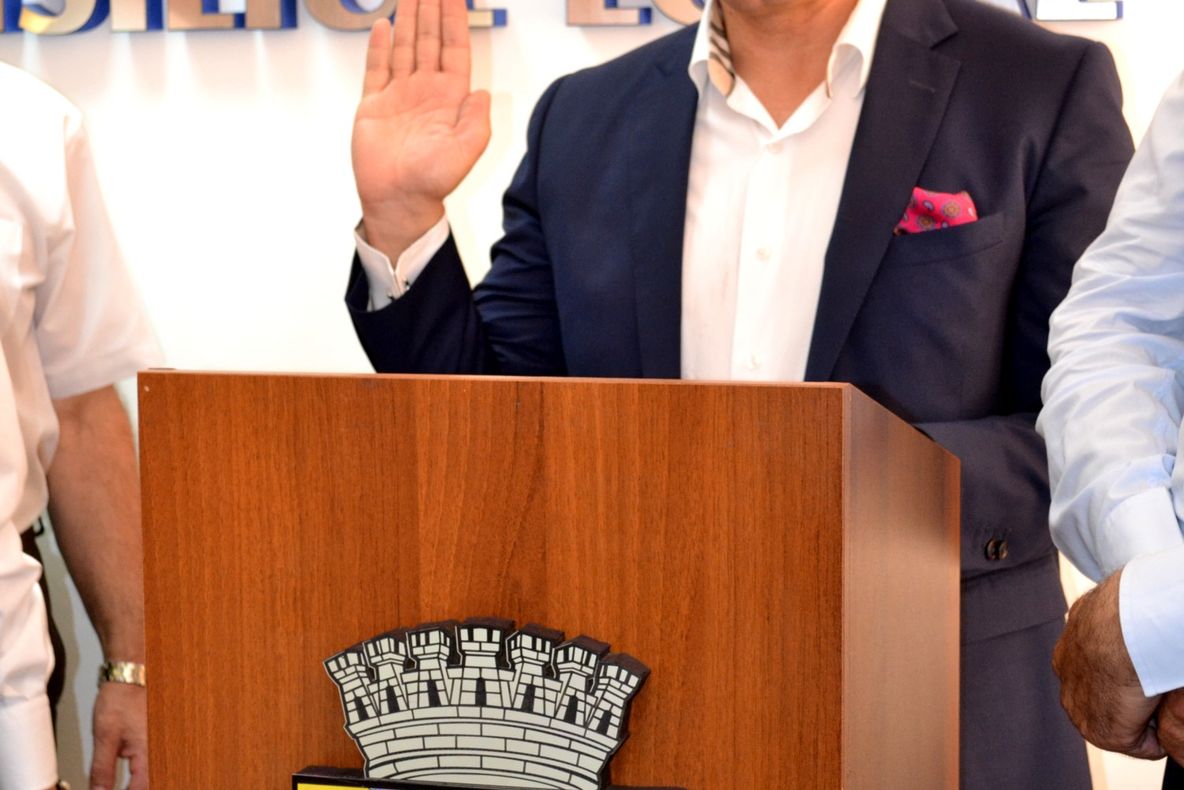 Consilierii locali PSD din Slobozia s-au făcut scut de protecție în jurul unui coleg de partid, acum director în AFIR