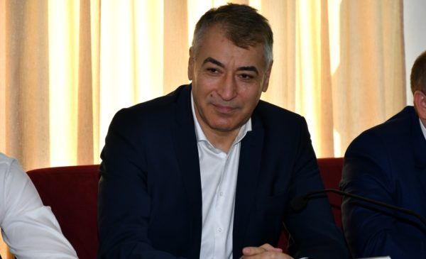 Mare e grădina lui Dăncilă! Deputatul Găină va fi exclus din PSD deși a demisionat de luna trecută!