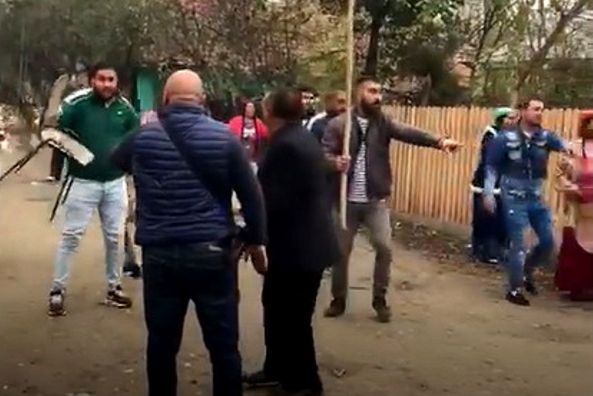 Video. Polițist rănit într-o confruntare cu bande de interlopi la Fetești