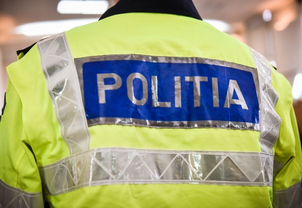 Urmărire cu focuri de armă, în Constanța. Șofer împușcat în cap de polițiști