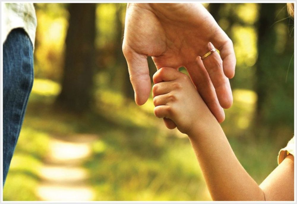 Părinții își pot lua zile libere până la terminarea anului școlar. Legea a fost promulgată