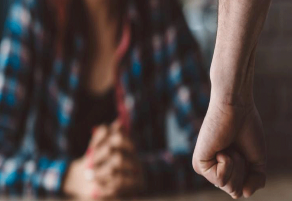 Creşte numărul cazurilor de violenţă domestică. Trei ordine de protecție provizorii emise de către polițiști