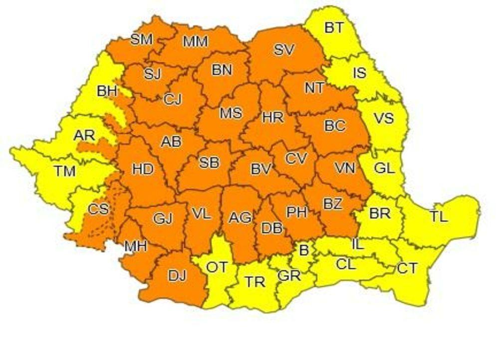 Sfârșit de săptămână cu ploi și vijelii în toată țara
