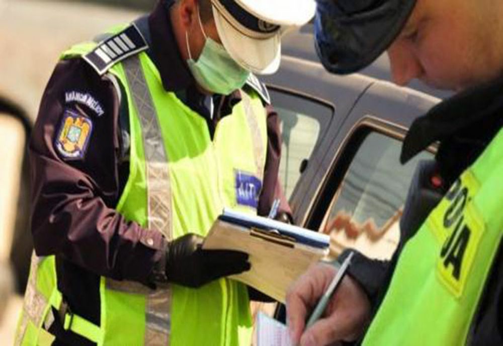 Amenzi de 15.200 lei pentru nepurtarea măştii şi nerespectarea distanţării