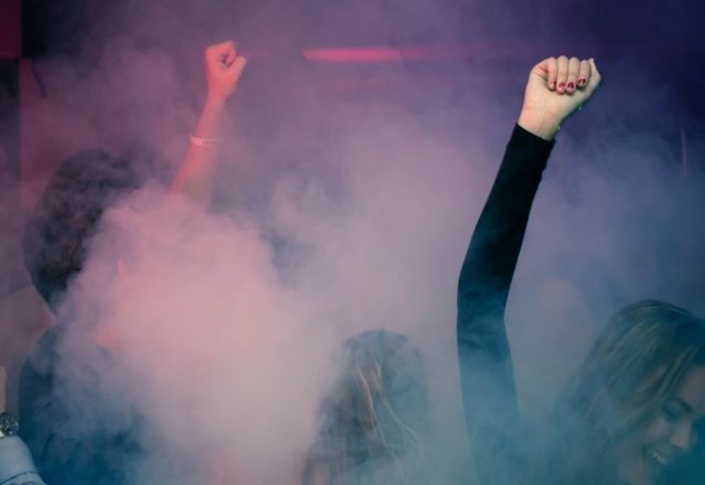 Petreceri întrerupte de polițiști. Amenzi drastice