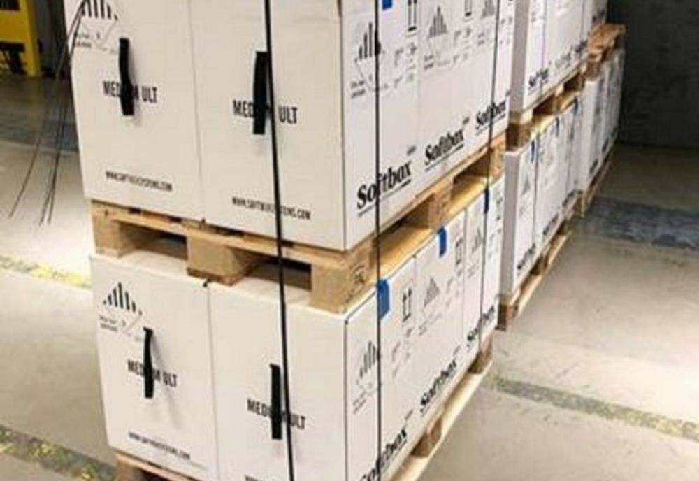 Peste jumătate de milion de doze vaccin Pfizer BioNTech ajung luni în România