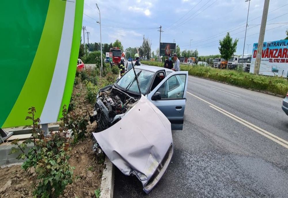 FOTO Trei mașini implicate într-un accident la Slobozia