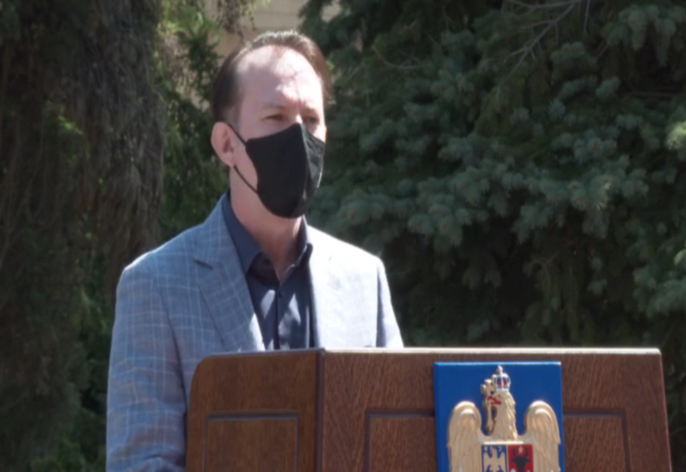 VIDEO Premierul Cîțu la Constanța: "Începînd cu 1 iunie nu o să mai fie obligatorie purtarea măștii pe plajă"