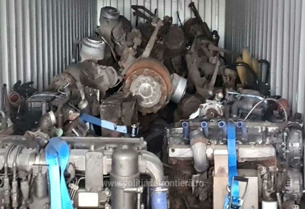 FOTO Container cu 18 tone de DEȘEURI, oprit în Portul Constanţa. Urmau să ajungă în Ialomița