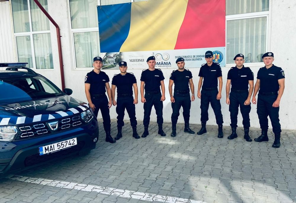 Elevi jandarmi, în practică la I.J.J. Ialomița
