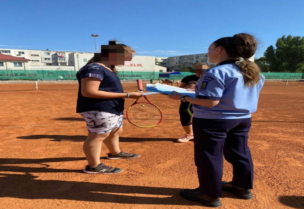 Polițiștii ialomițeni în campanie:“Vacanța s-a terminat. Sunteți pregătiți pentru un nou început ?”