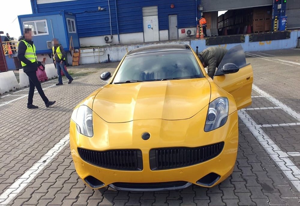 Autovehicul de lux indisponibilizat în Portul Constanţa