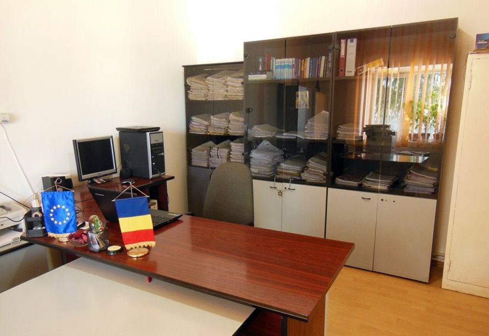 În decembrie 2021, numărul persoanelor angajate în instituţiile şi autorităţile publice din România era de 1.262.318