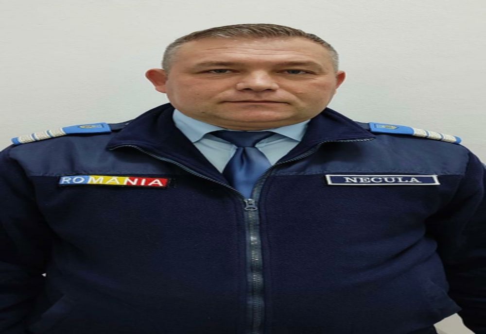 Când ”ÎNGERUL SALVATOR” are nume: Necula Valentin. Două femei scoase de jandarm dintr-un autoturism răsturnat