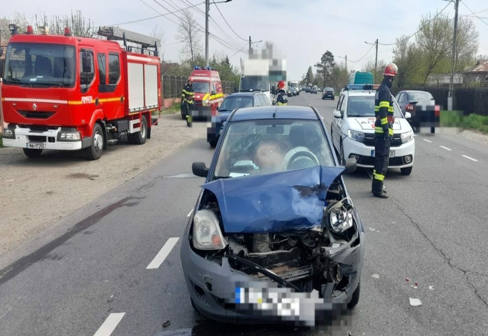Accident pe DN2. Neatenția i-a băgat în spital