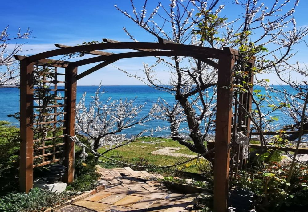 Vremea 22 aprilie - Temperaturi de peste 20 de grade