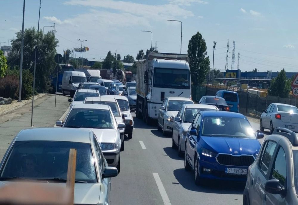 Aglomerație mare pe litoral: Rute alternative pentru a evita să stați în trafic