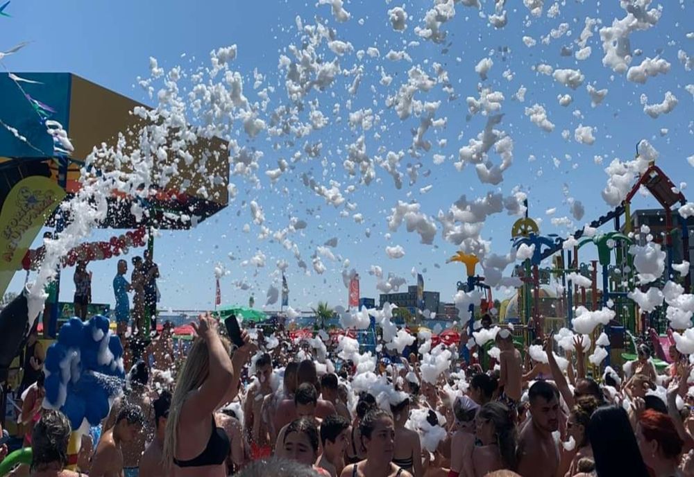  O lună plină de distracție la Eforie Aqua Park