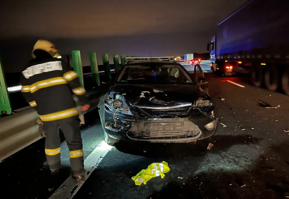 FOTO Accident urmat de incendiu pe Autostrada A2 București - Constanța