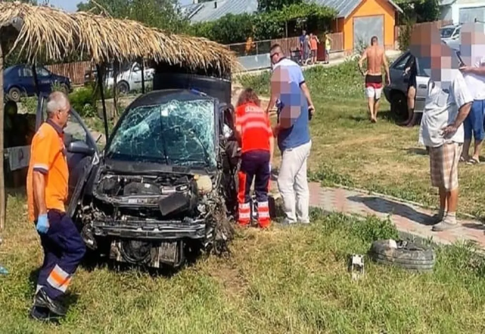 Impact mortal pe DN2A.O persoană a murit și una este grav rănită
