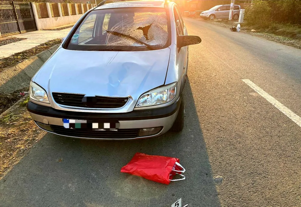 FOTO| Accident mortal în Ialomița. Pieton spulberat de o mașină