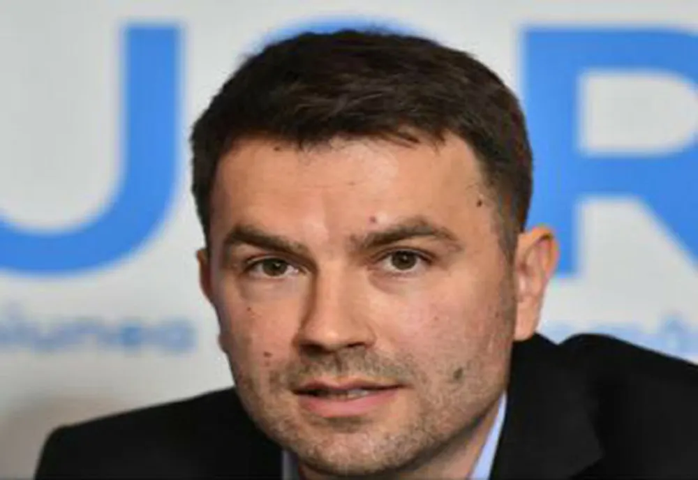 ”Hai cu mic, cu mare, în gară, la vaccinare”. Ministrul Drulă anunță deschiderea unui centru nou de vaccinare