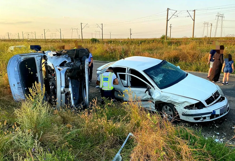 FOTO|Ialomita. Șase persoane rănite în accident