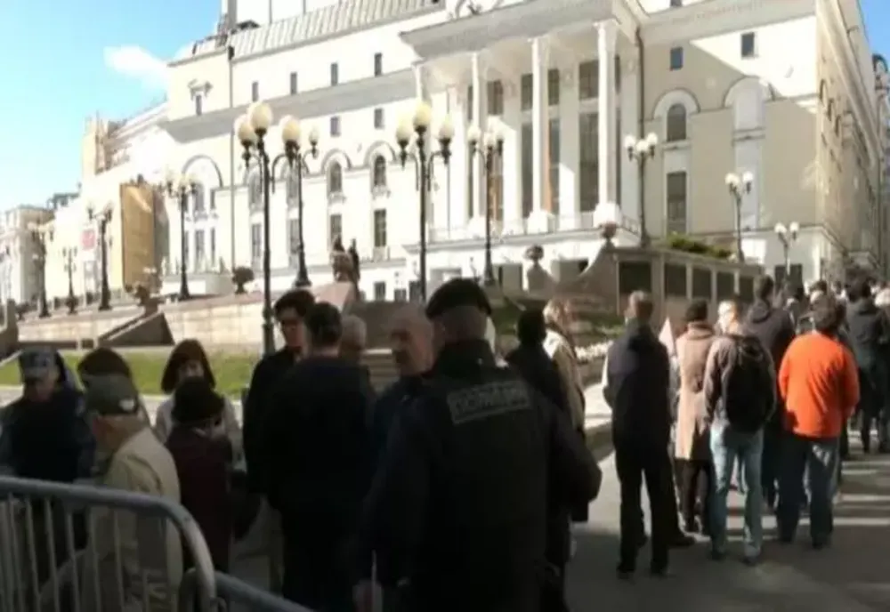 VIDEO LIVE - Mihail Gorbaciov este înmormântat în aceste momente - Putin, "prea ocupat" să participe la ceremonie