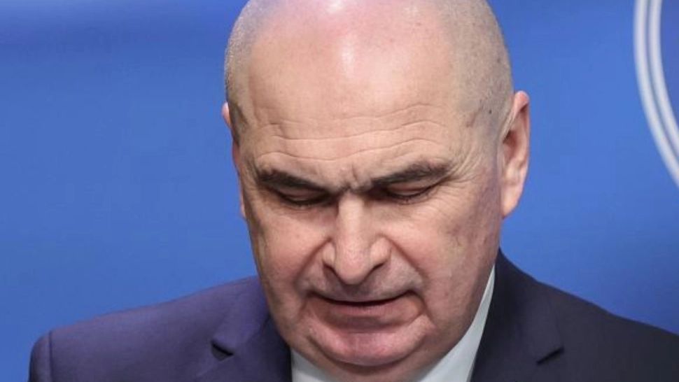 Momente tensionat la conferința lui Bolojan