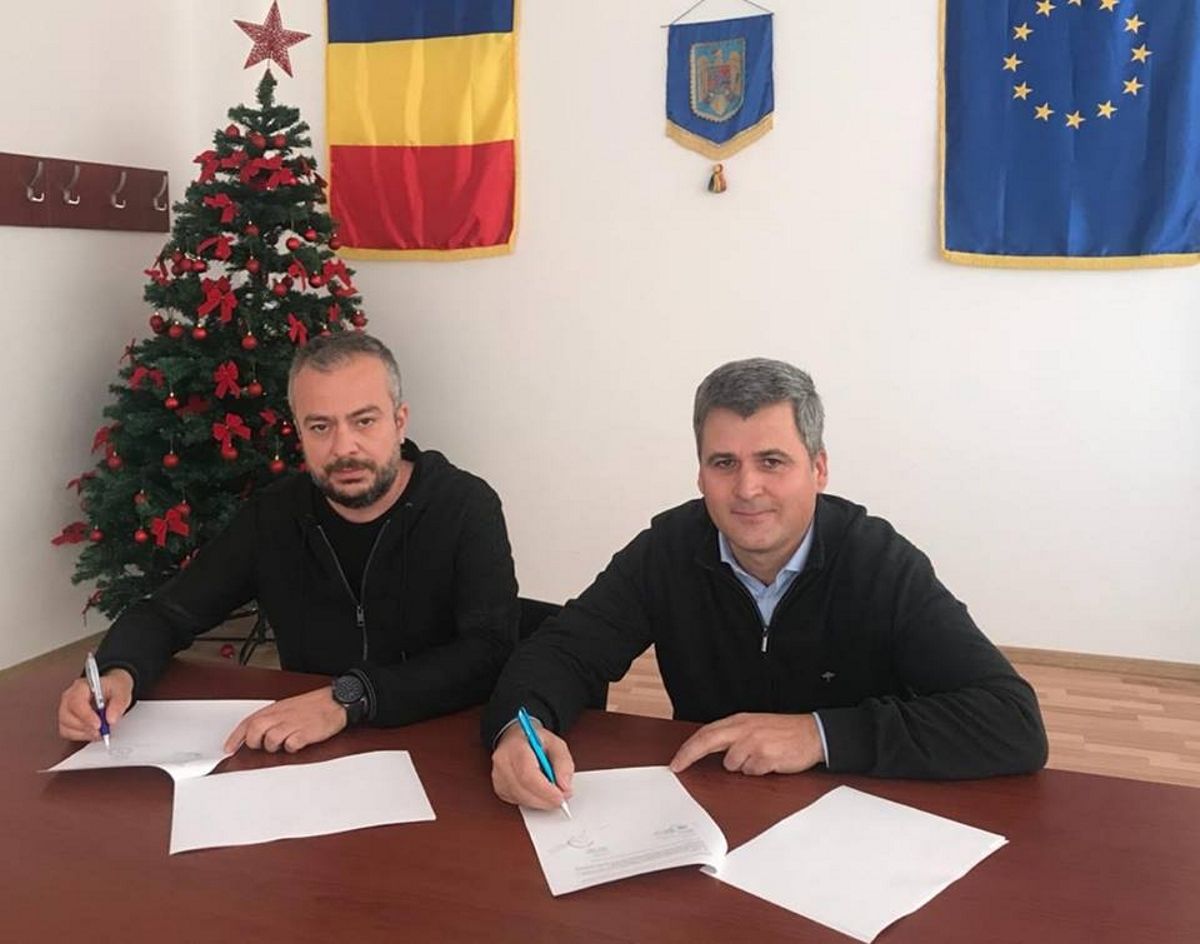 semnare-contract-las-fierbinti