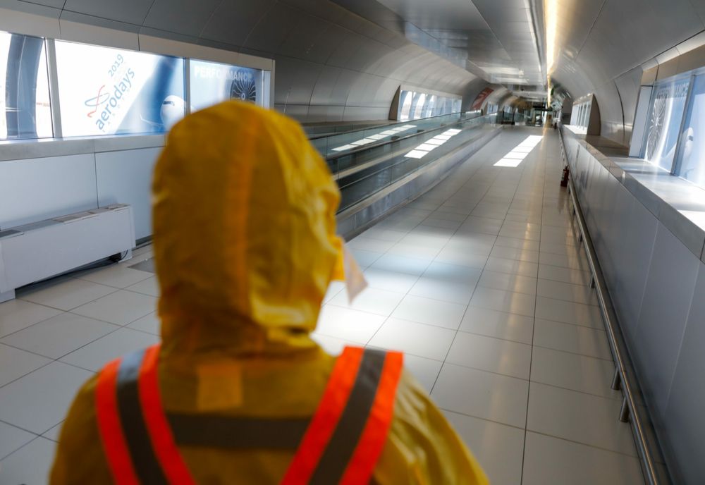 Ialomițean aflat în izolare la domiciliu a plecat spre aeroport