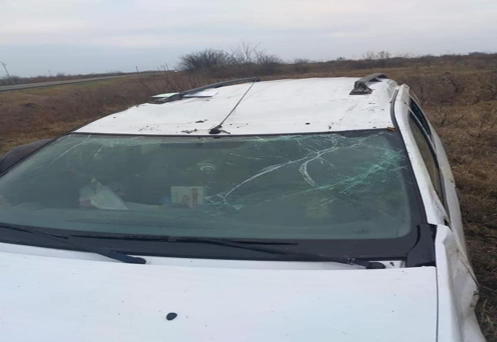 Tragedie evitată, mașină răsturnată
