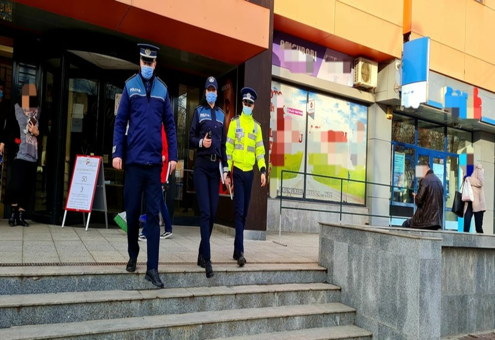 Peste 700 de persoane legitimate de polițiștii ialomițeni