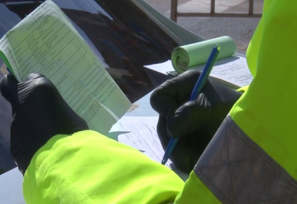 Amenda primită de o tânără de 20 de ani care a ieșit din casă, deși se afla în izolare