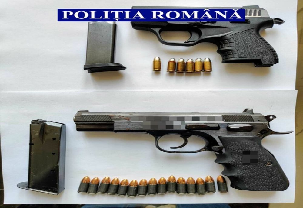 Percheziții la Țăndărei.Vizați sunt deținătorii de arme