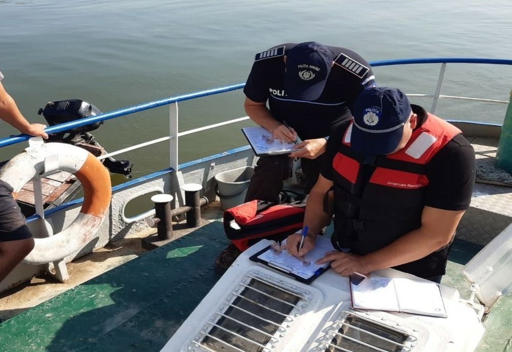 Polițiștii de la transporturi ocupați în weekend. Amenzi în valoare de 19.000 lei