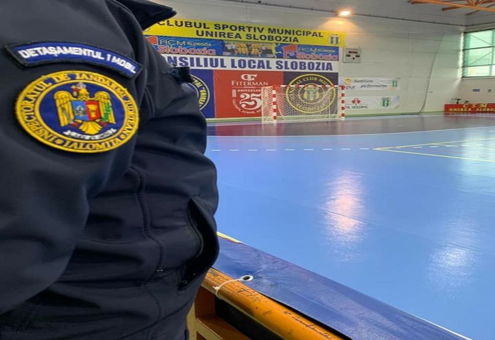 Jandarmii ialomițeni merg la meciul de handbal dintre Unirea Slobozia cu Rapid