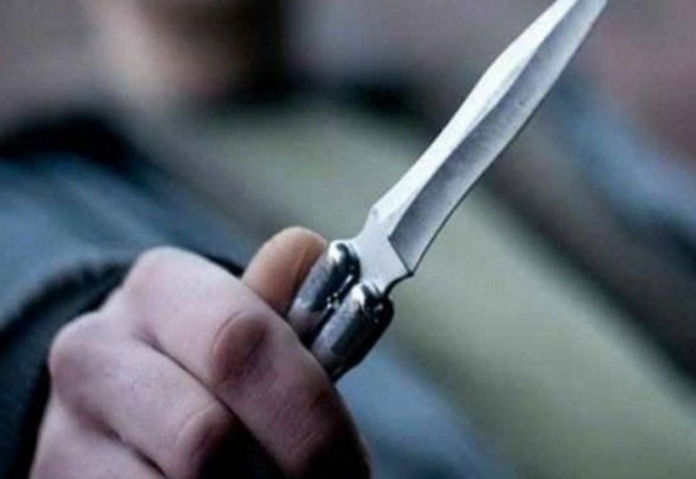 Ialomițean înjunghiat după un conflict spontan pe fondul consumului de alcool. Agresorul, un tânăr de 21 de ani