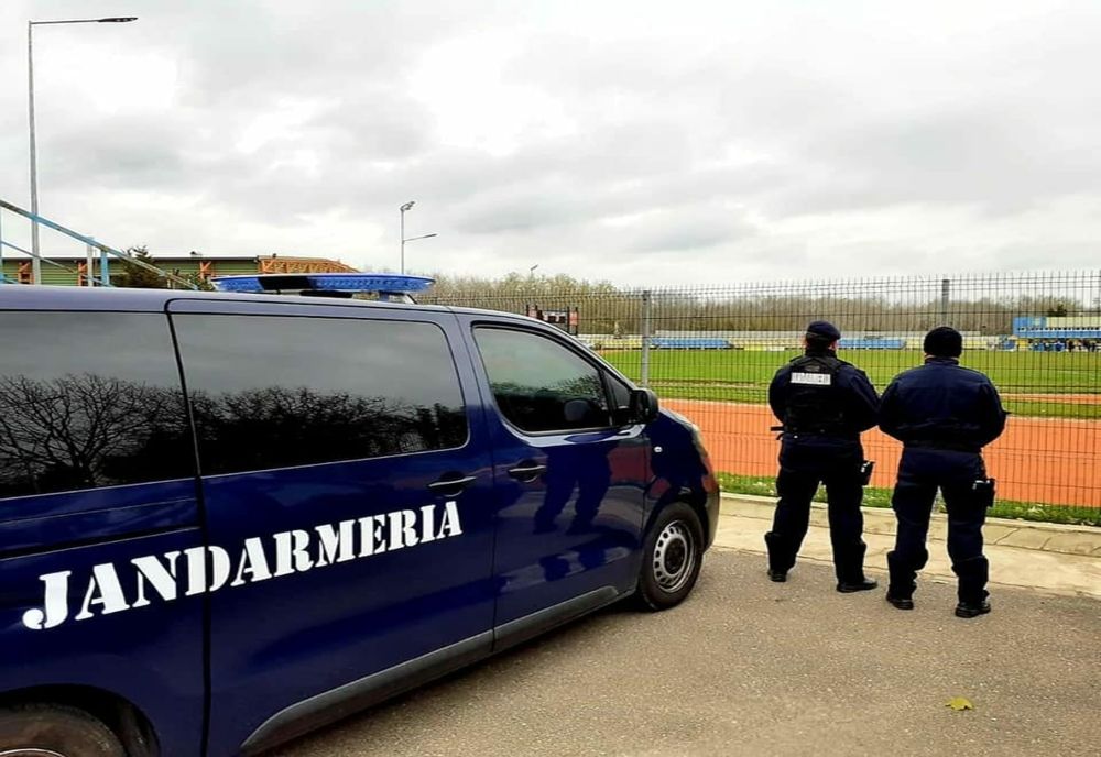 Misiuni de weekend pentru jandarmii ialomițeni. Efective suplimentate