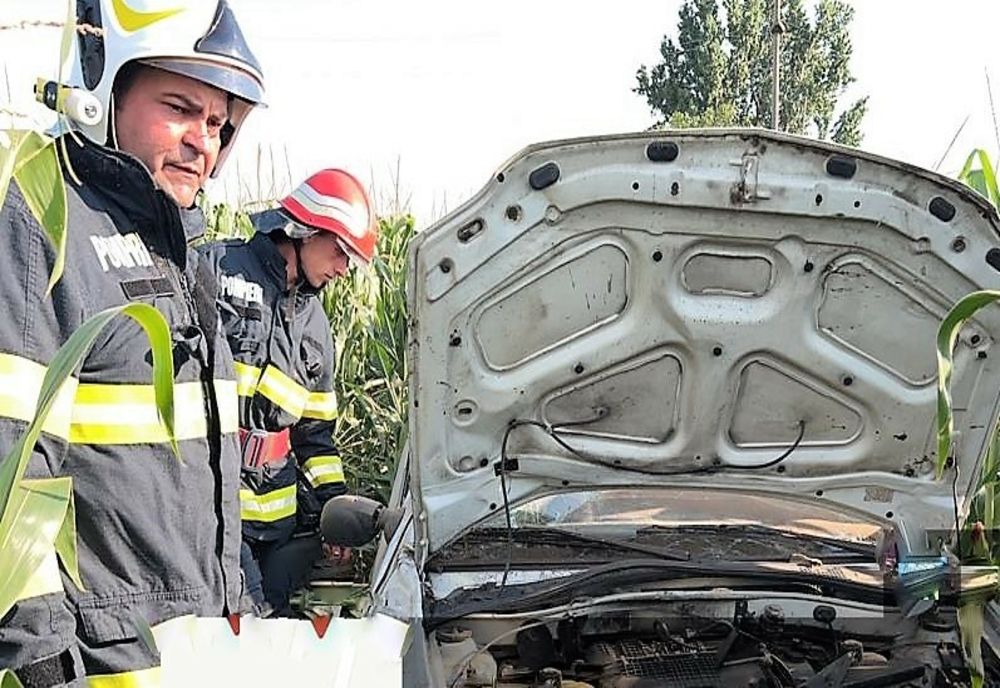 Ialomița. Cascadorie pe șosea: trei persoane au ajuns la spital